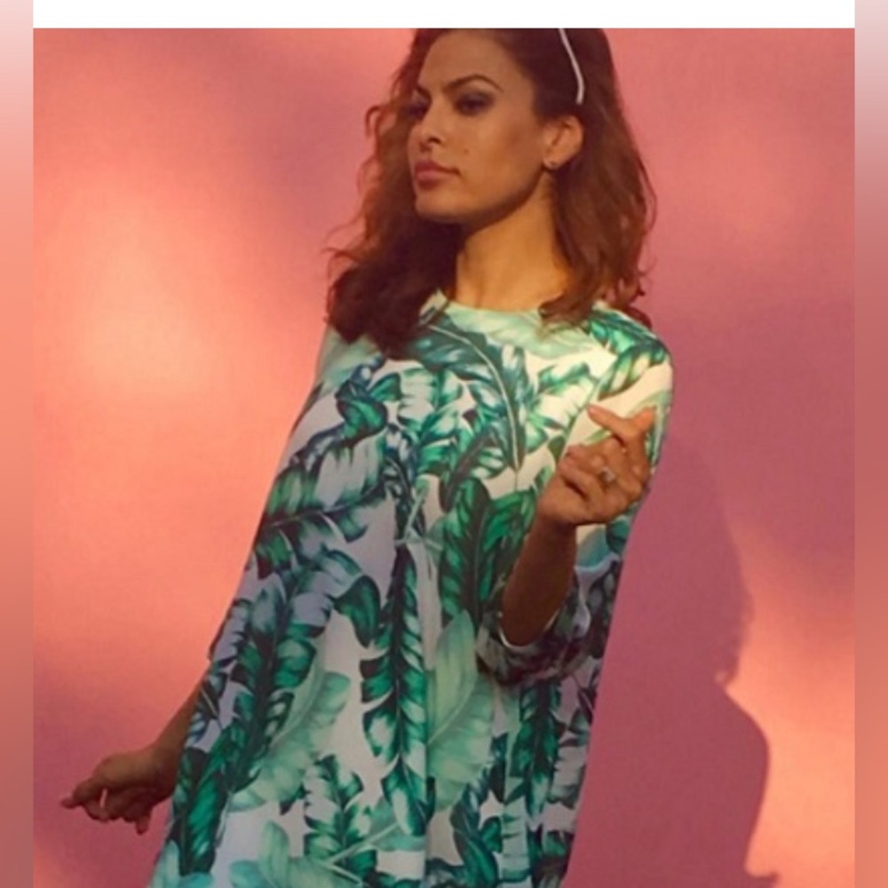 Eva Mendes, New York & Company - Size L - Green and White